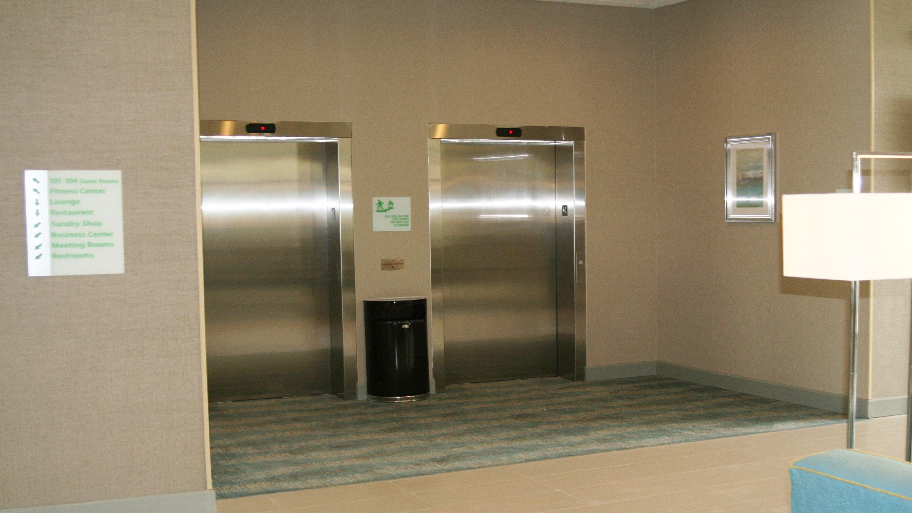 Holiday Inn Guin By Ihg Twin Extérieur photo