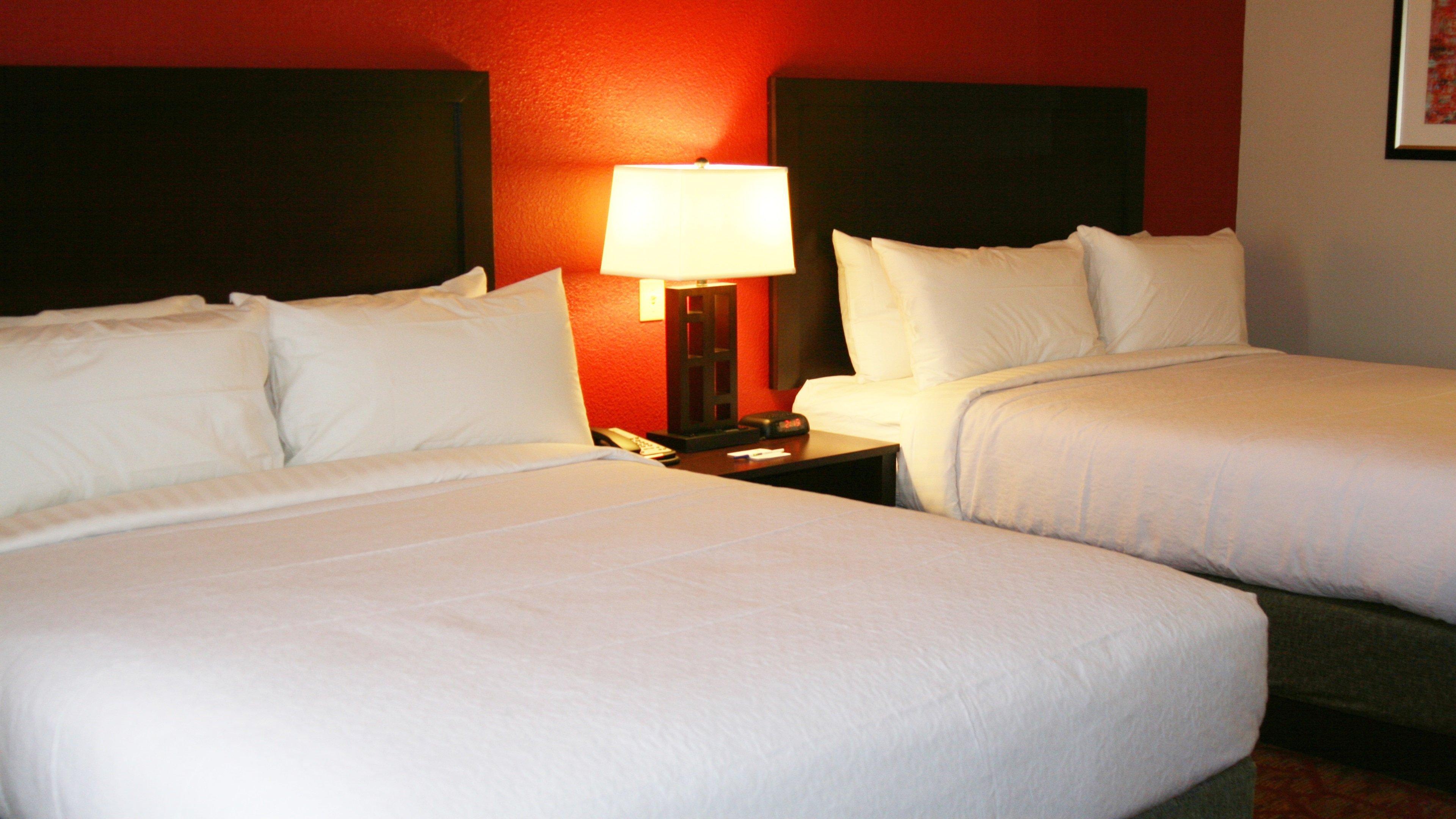 Holiday Inn Guin By Ihg Twin Extérieur photo