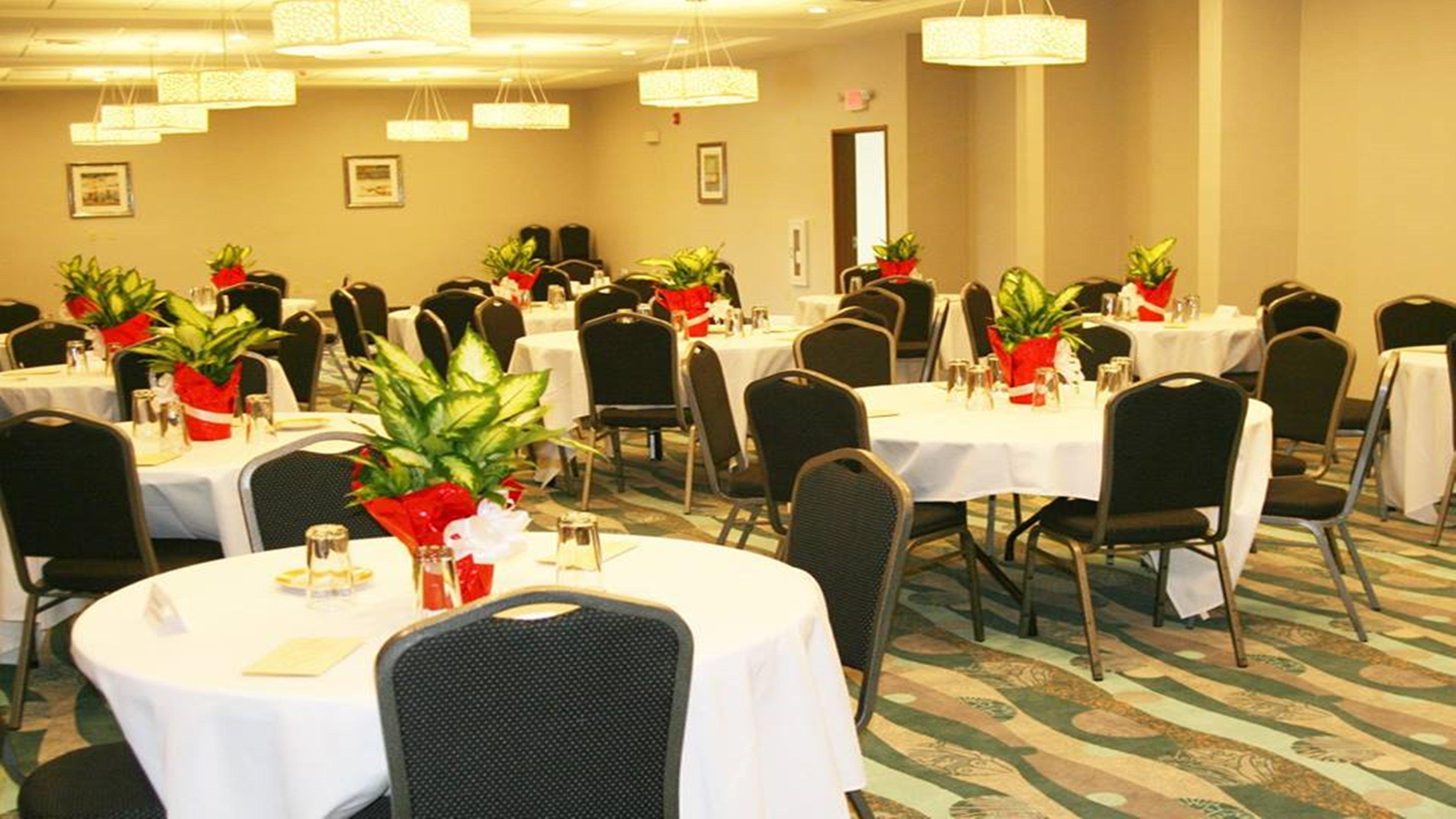 Holiday Inn Guin By Ihg Twin Extérieur photo