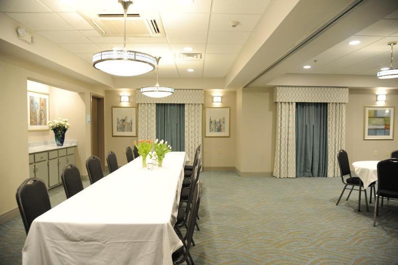 Holiday Inn Guin By Ihg Twin Extérieur photo
